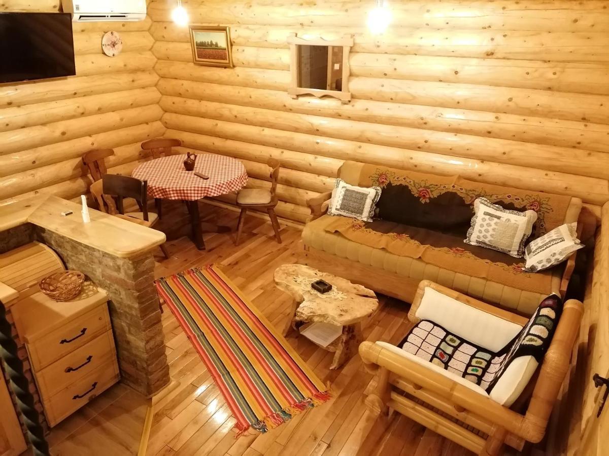 Apartmani Zuti Leptir เวิร์ดนิค ภายนอก รูปภาพ